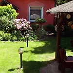 Nowoczesne Studio Z Ogrodem I Parkingiem